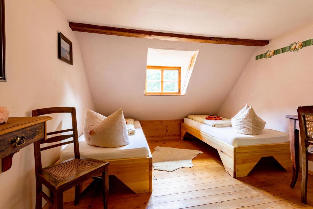 Apartamento Wohnen Im Denkmal Gumperda Exterior foto